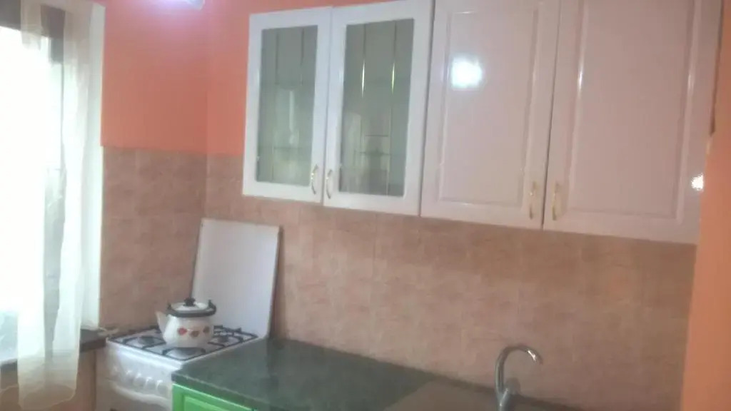 Kvartira posutochno Azattyk 68