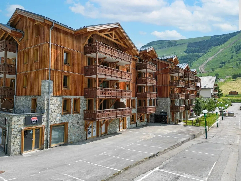 Apartment in France Near Scenic Cafes & Markets