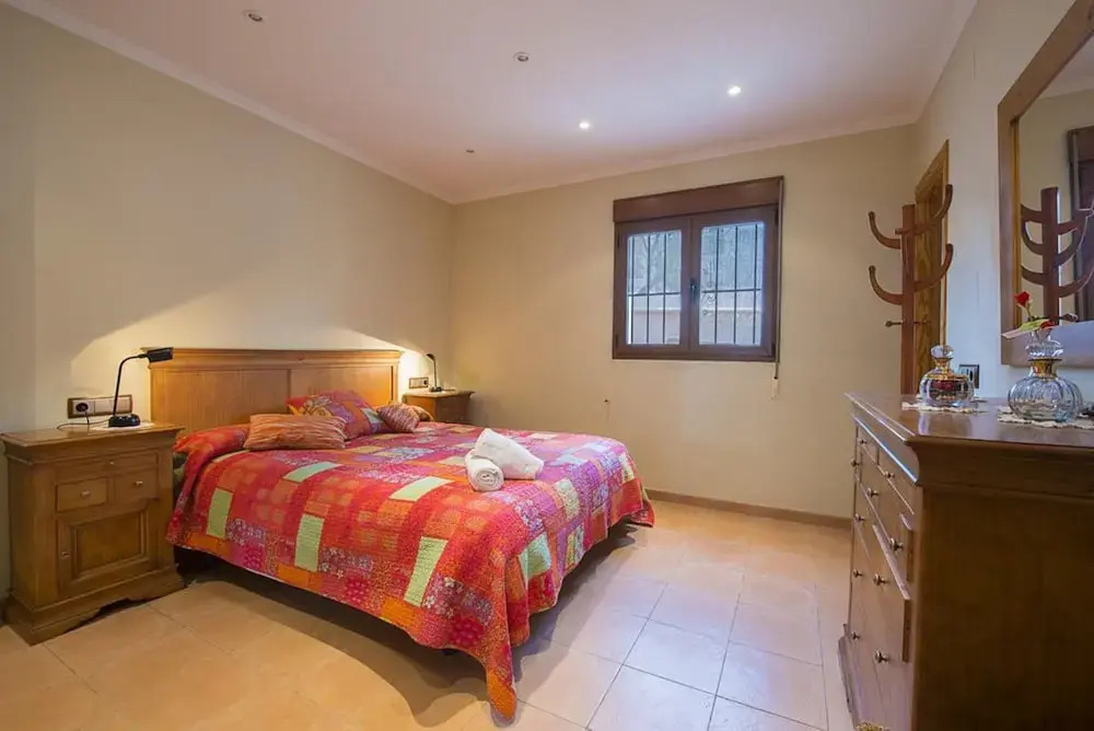 Villa - 4 Bedrooms with Pool and WiFi - 106405