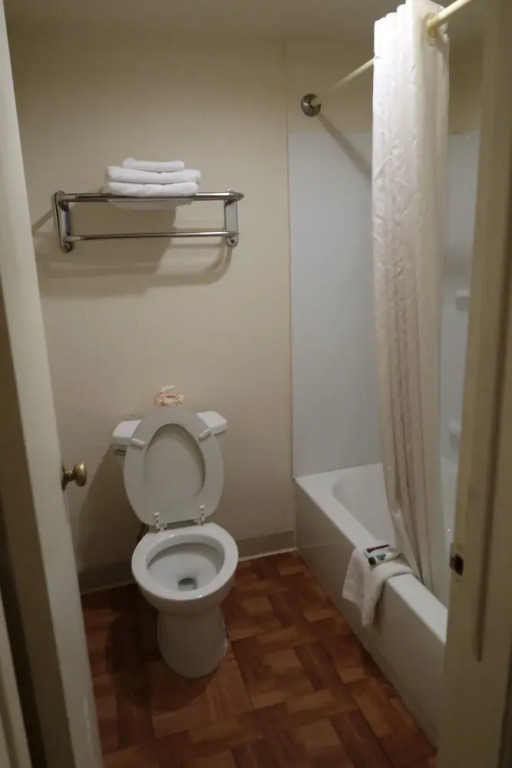 Denver West Inn