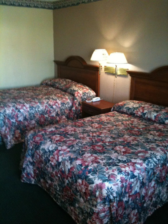 Relax Inn Augusta
