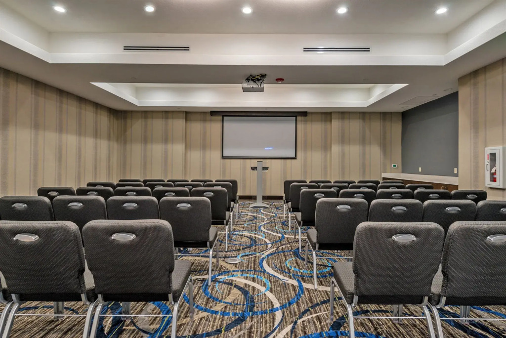 Holiday Inn Austin Airport by IHG