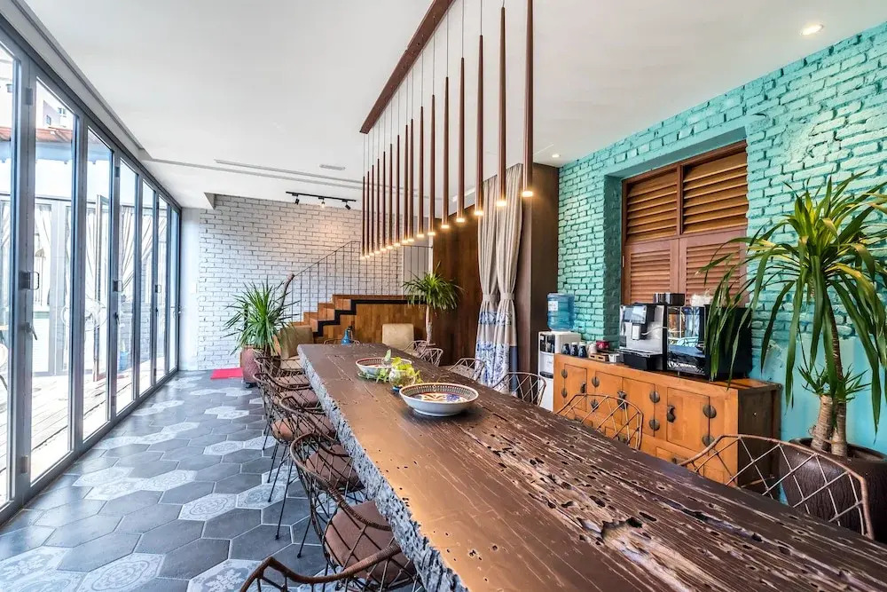 Tien Terrace Macalister