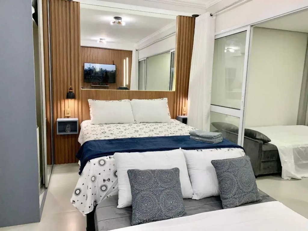 Ap luxo Próx Sírio Libanês com garagem NK 103