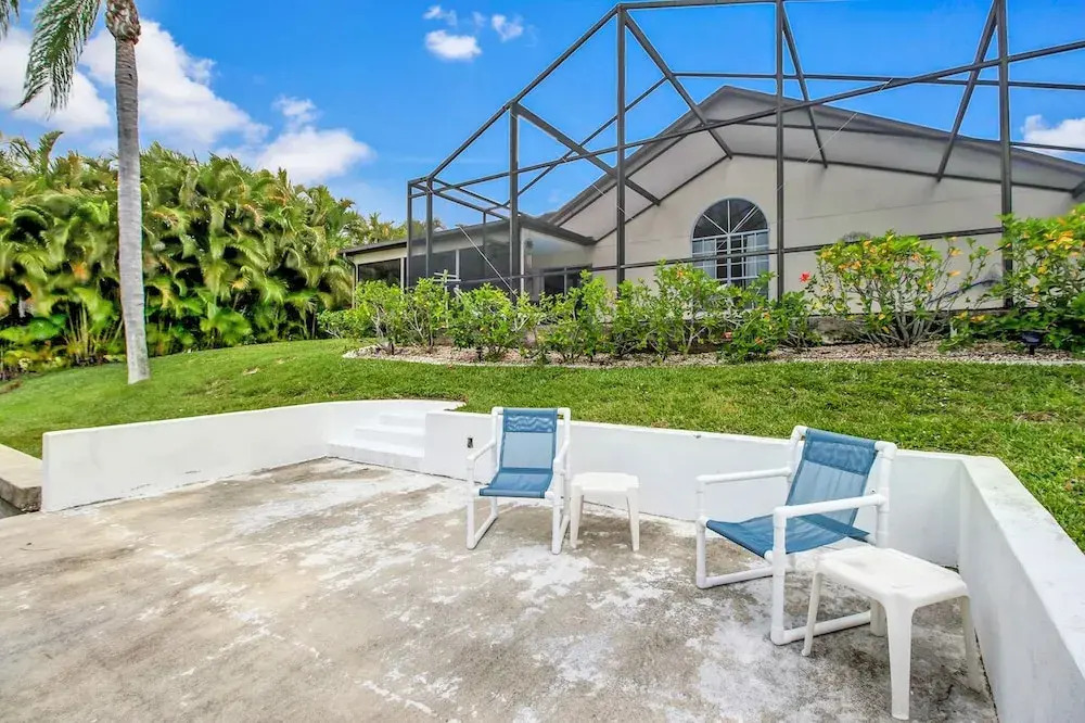 Athens Family Friendly Pool Home 1506