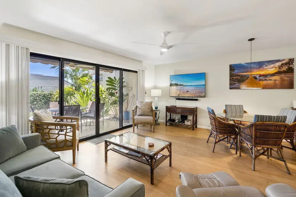 Maui Kamaole J-104 - Renovated, Private Ground Floor Unit, Two Lanais, Split AC!