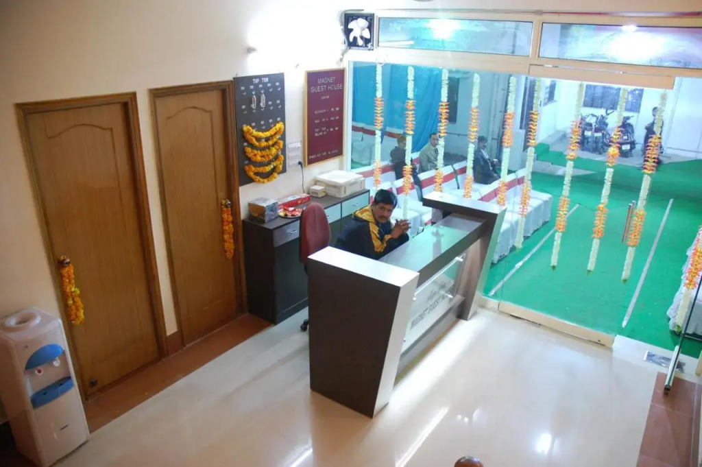Hotel Magnet House