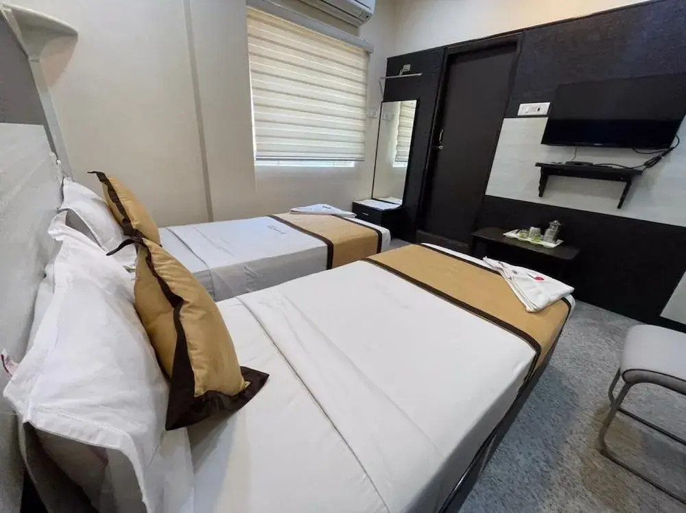 Hotel Rathnavel Towers Annex