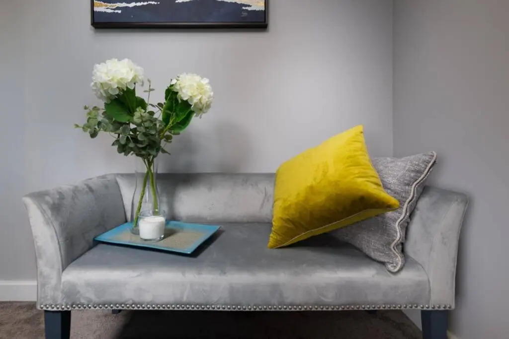 Roseland Apartment 4
