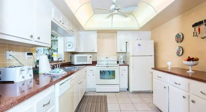Sandarac B308 by Vacation Rental Pros