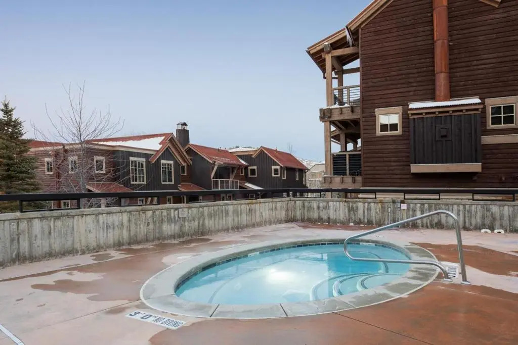 Silver Star #1303 - 2 Bed Condo spa