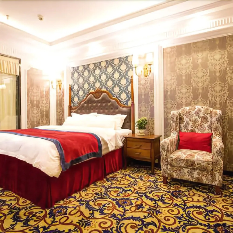 Hailun Hotel
