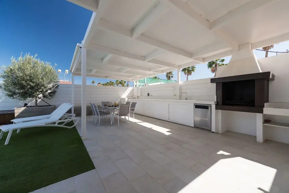 Casa Maspalomas private pool, Bbq and private parking