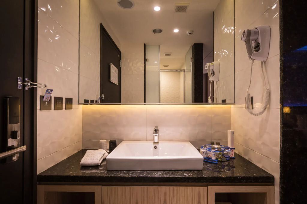Guide Hotel Taichung Ziyou
