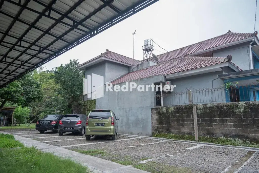 Paviliun Gelatik RedPartner Syariah near UGM