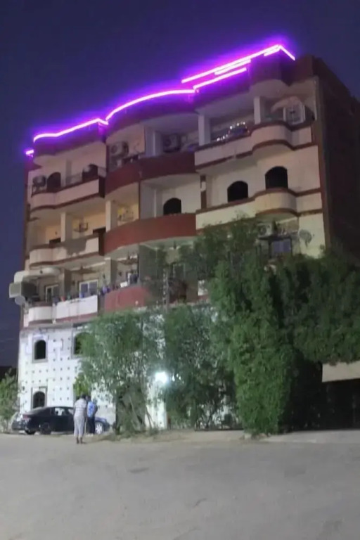 Captain Guest House