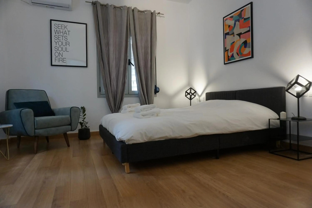 Exarcheia House
