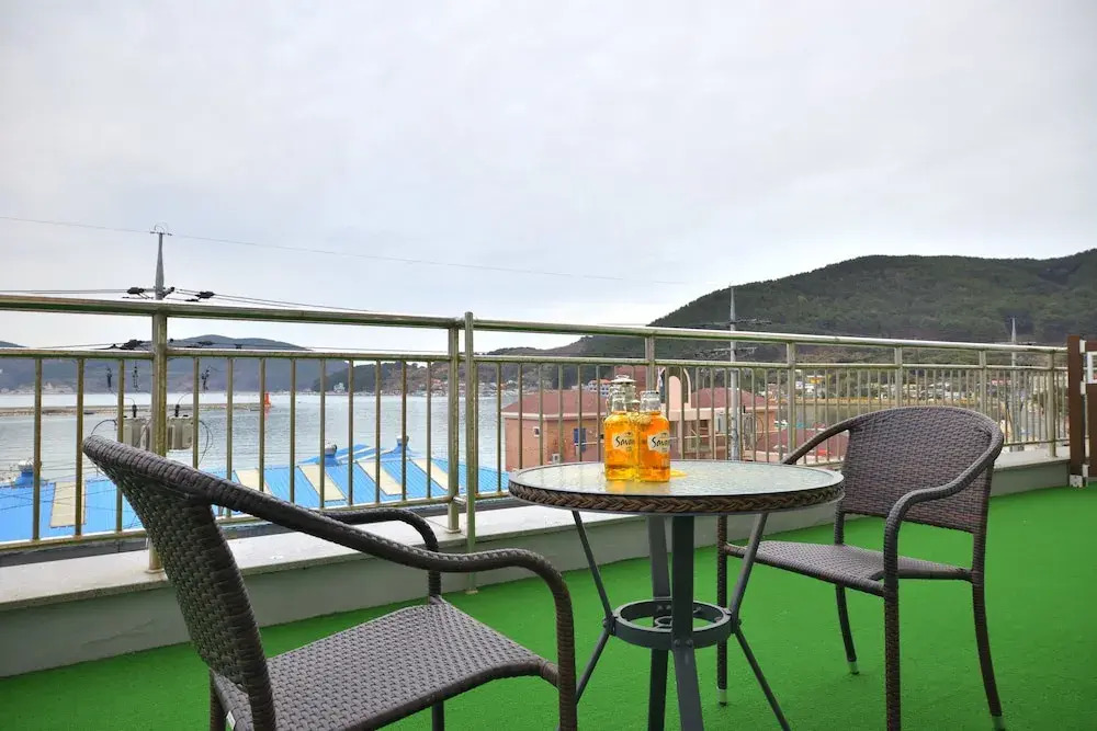 Geoje Jisefo Family Residence
