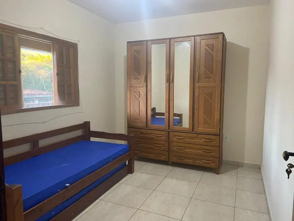 Linda Chacará Com Piscina Climatizada