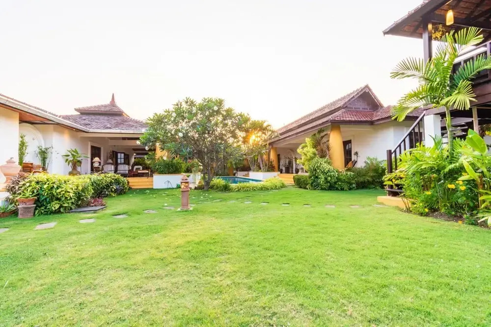 Beautiful 4 Bedroom Bali Style Villa S4
