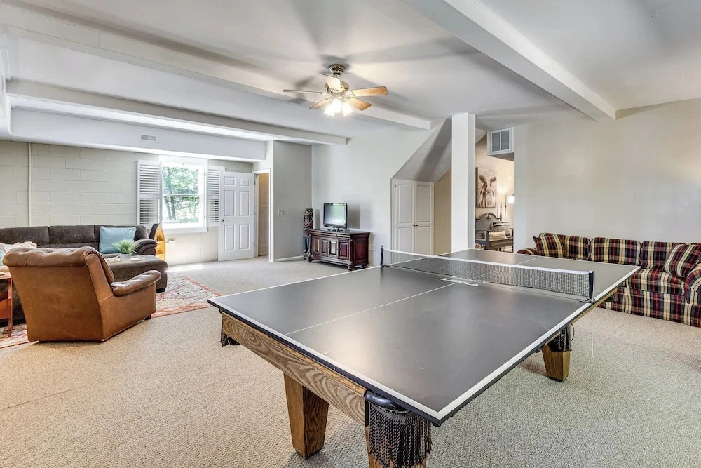 Game Room, Dock & More! Panoramic Lakefront Oasis