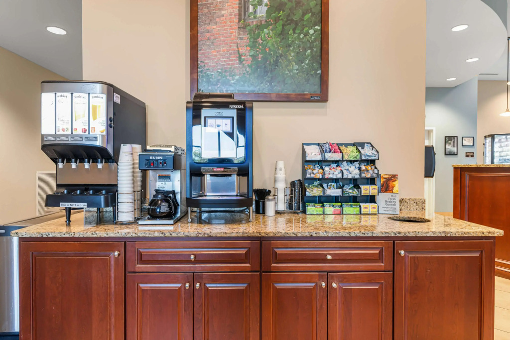 Best Western PLUS Westgate Inn and Suites