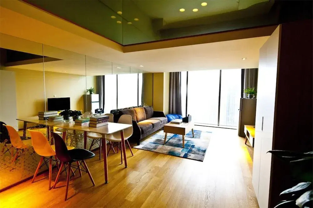 Hangzhou Magician Apartment Hotel