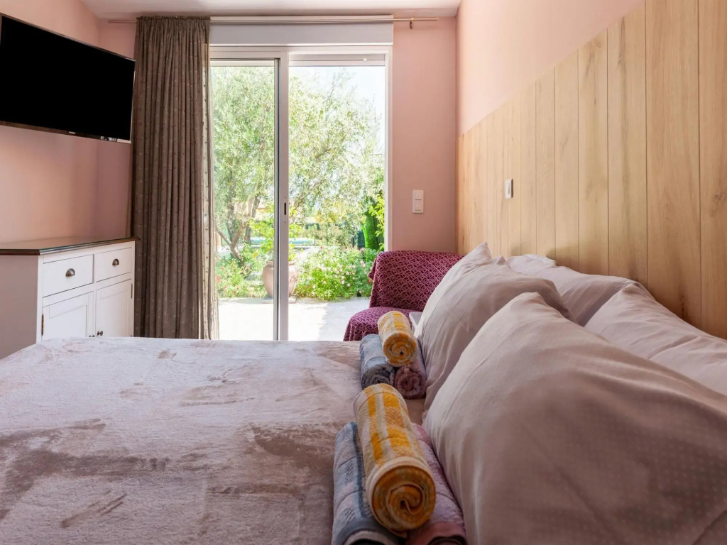 Villa Jenuska, Attractive holiday home in Callian with private pool