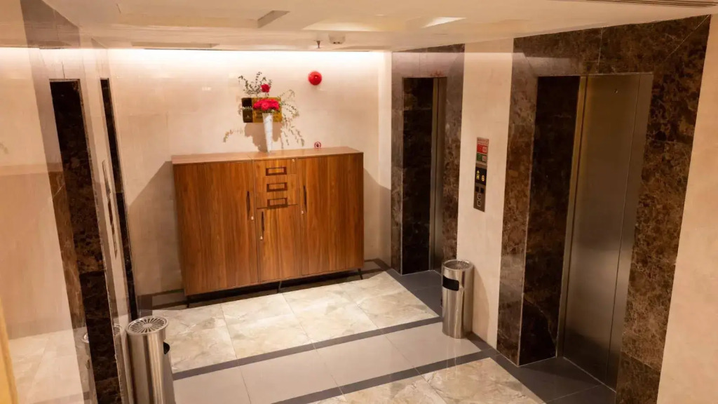 Nawazi Towers Hotel