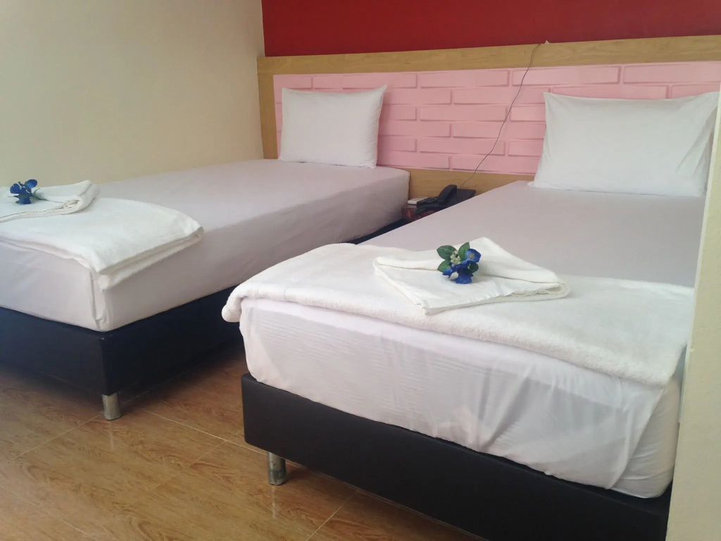 The Loom Resort Thung Song