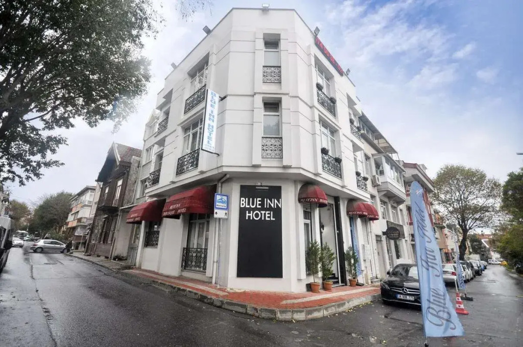 Blue Inn Hotel