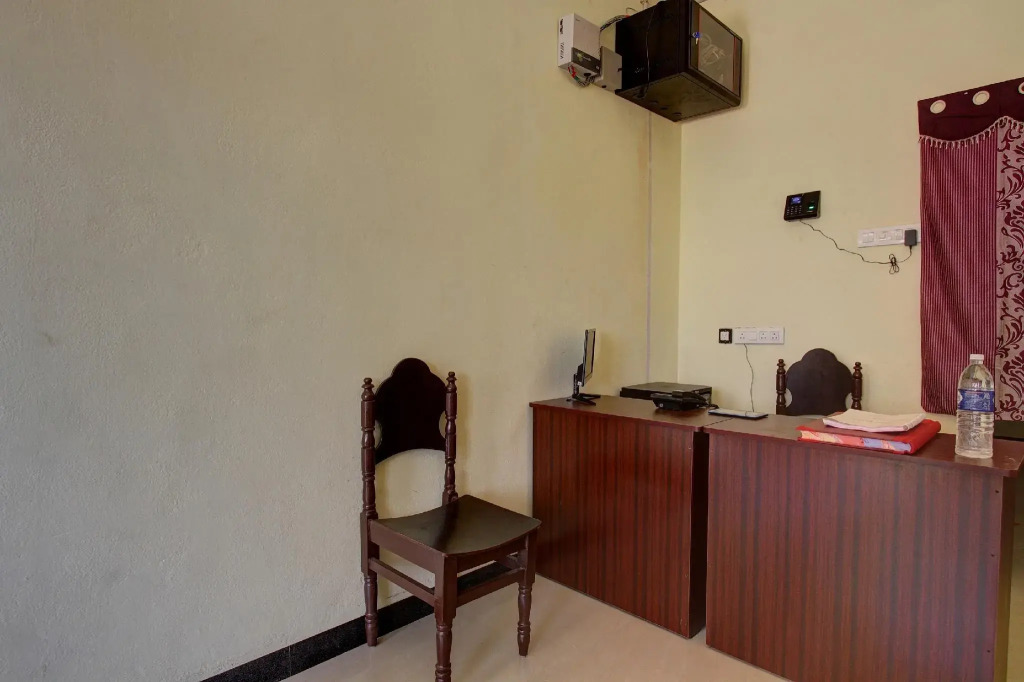 Collection O85637 Hotel Krishna Inn - Ii