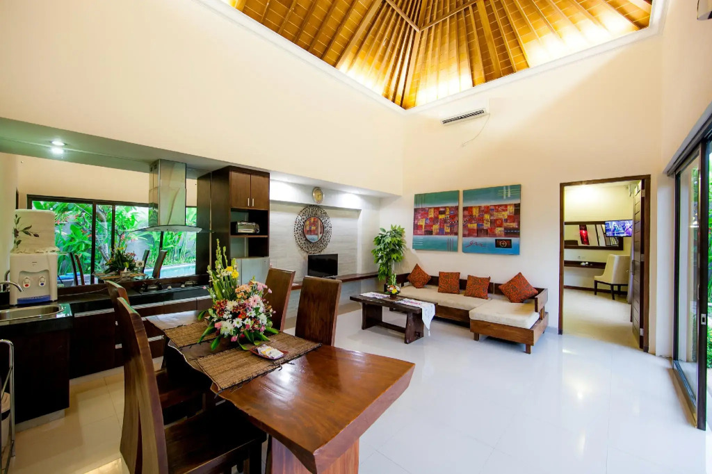 Swiss-Belvillas Umalas
