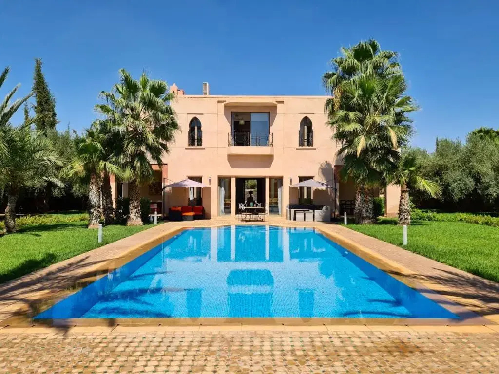 5 bedrooms villa with private pool enclosed garden and wifi at Marrakech