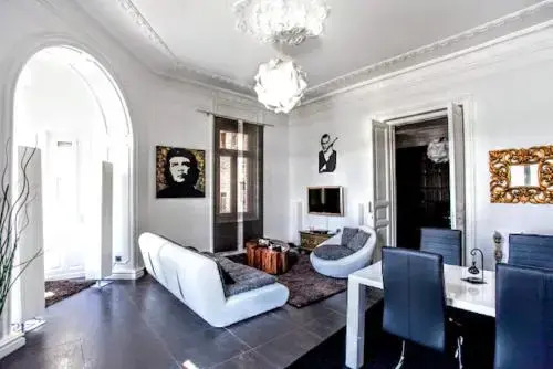 Luxury Penthouse Apartment