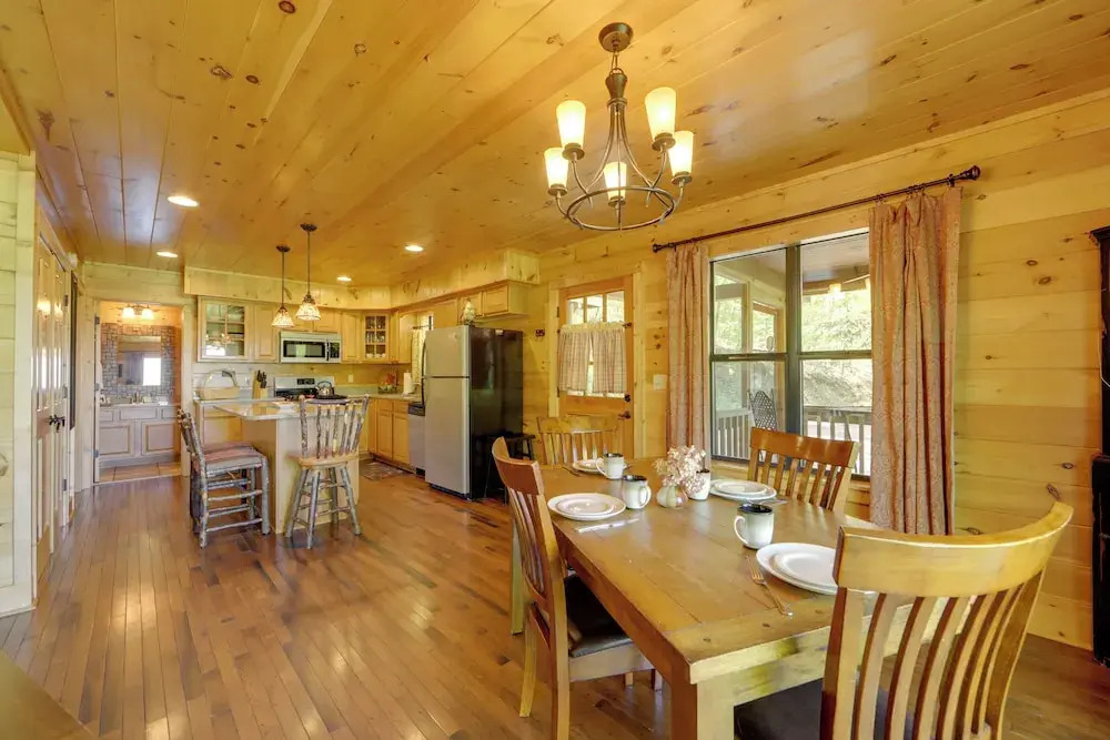 Book Now for Polar Express: Bryson City Cabin