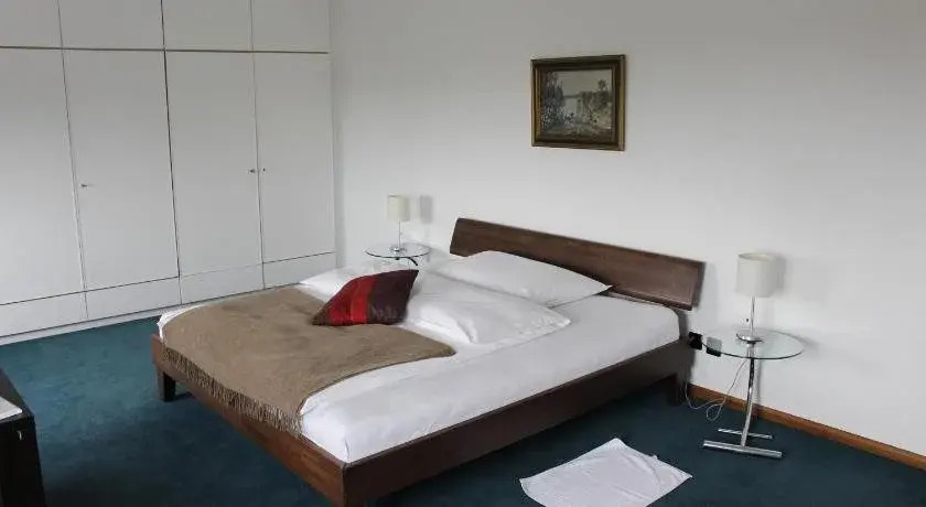Archie's Guesthouse