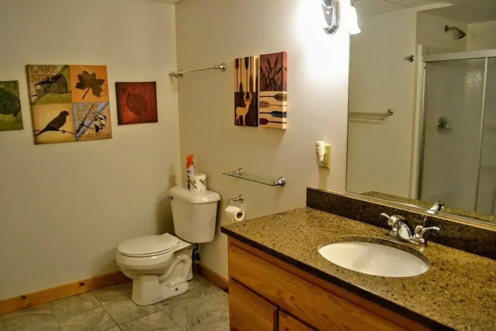 Camp Pinemere 5 Bedroom Home