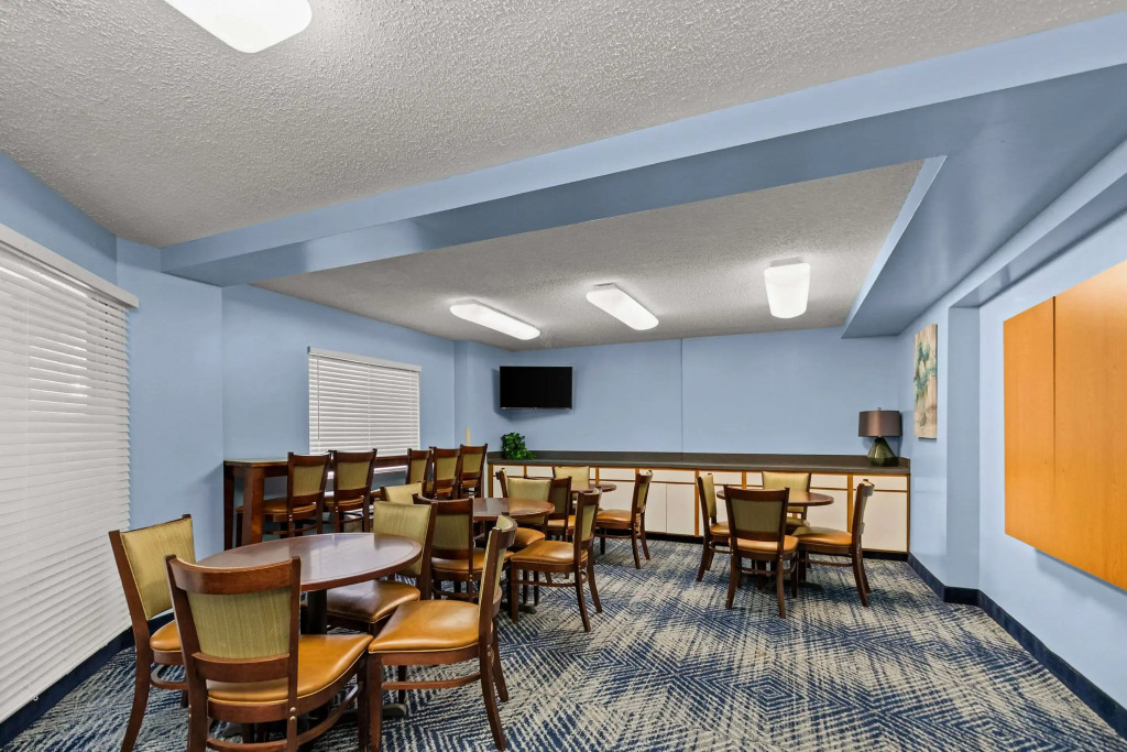 Suburban Studios Sterling - Washington Dulles
