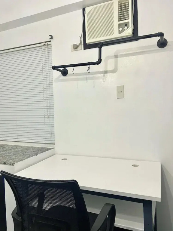 Double One Coliving and Coworking Hostel