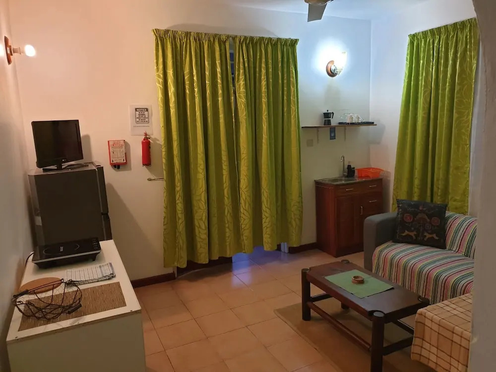 La Maison Hibiscus Self Catering Accommodation