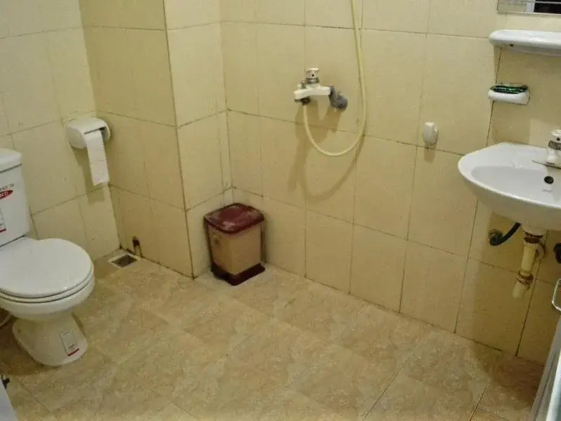 Duc Tuan Hotel