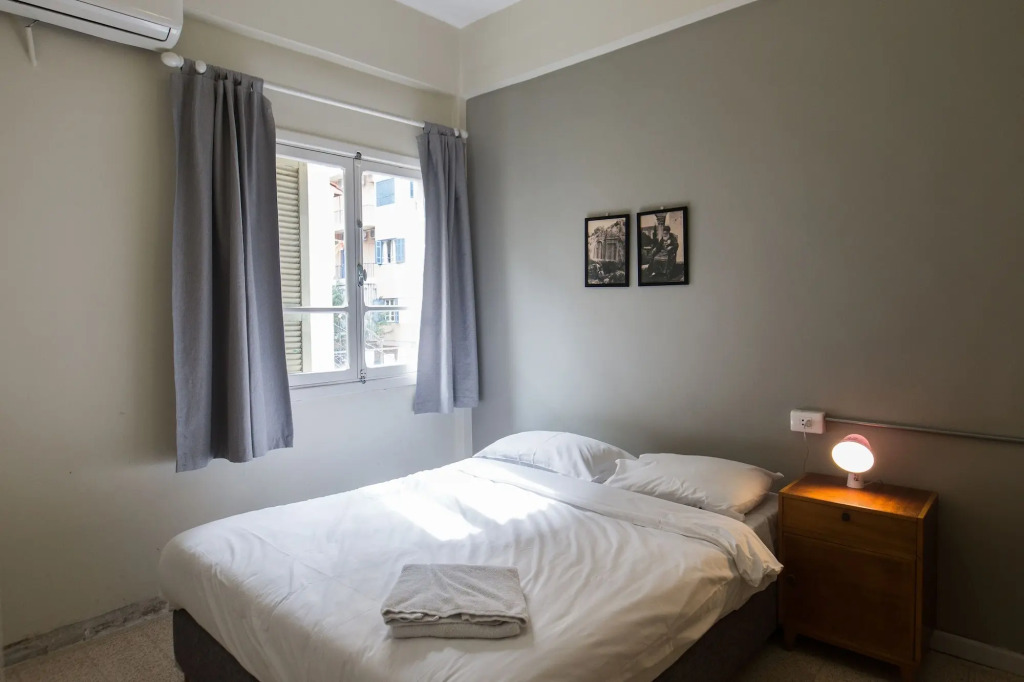 The Grand Meshmosh Hotel
