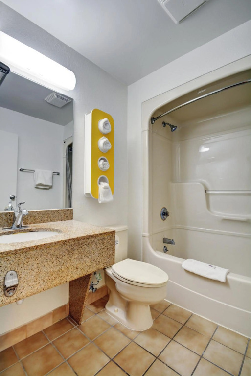 Motel 6-Newport, RI