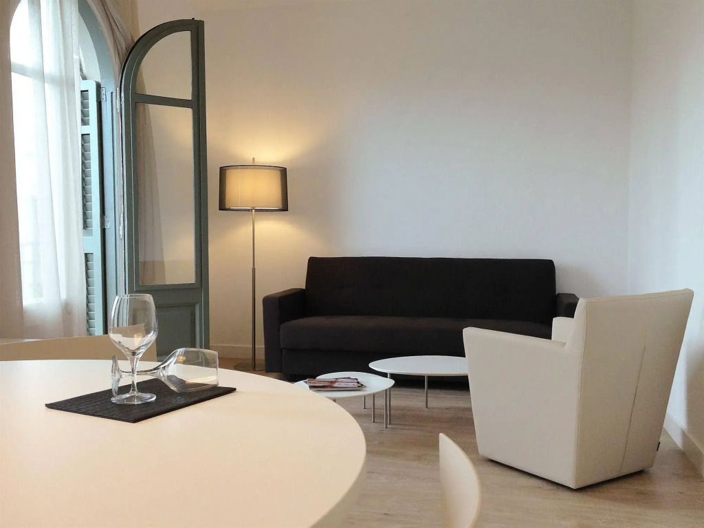 Barcelona Apartment Viladomat