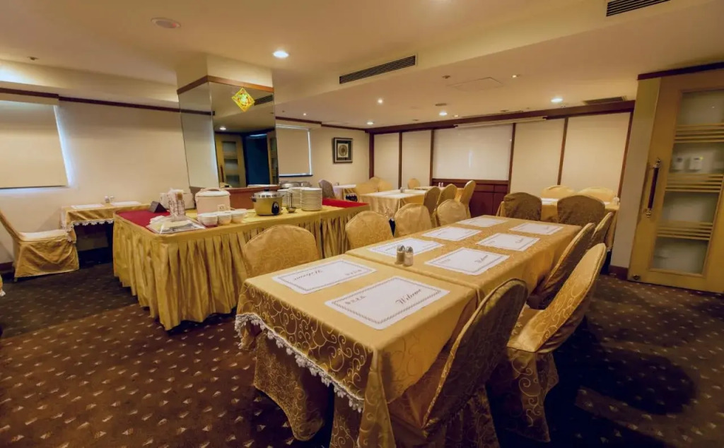 Yeso Hotel
