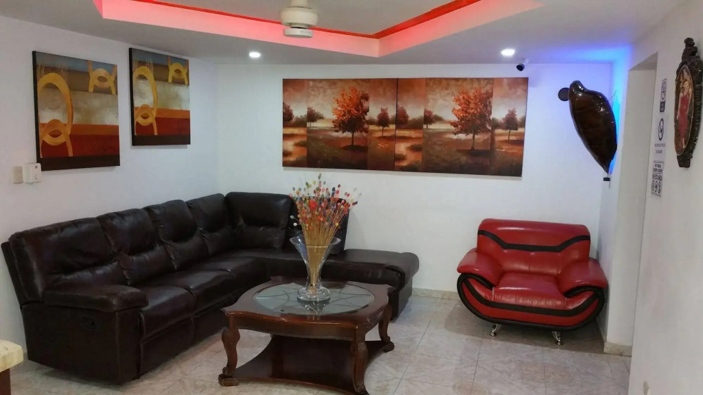 Hotel Riparbella