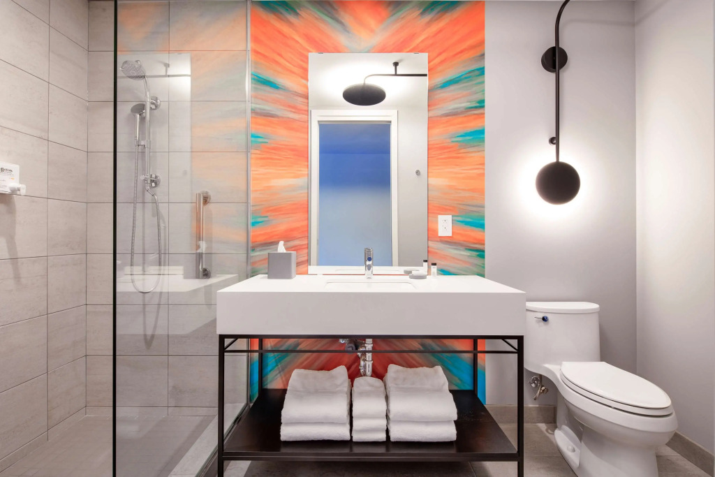 Canvas Moncton, Tapestry Collection By Hilton