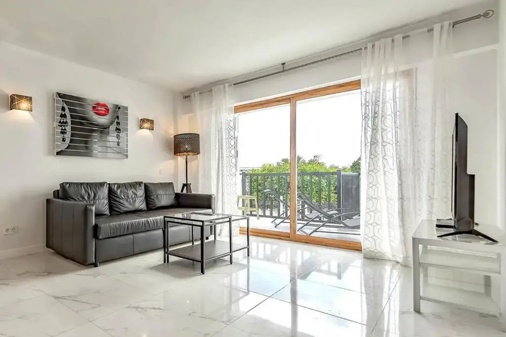 Modern apartment in Parque Royal I