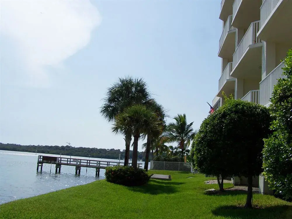 Boca Ciega Resort